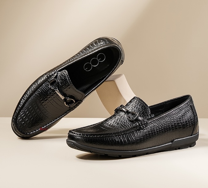 1715173261749-587684690